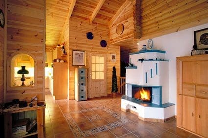 Kachelofen im Wohnraum