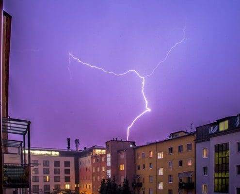 Blitzschutz: Informationen über Blitzableiter & Co.